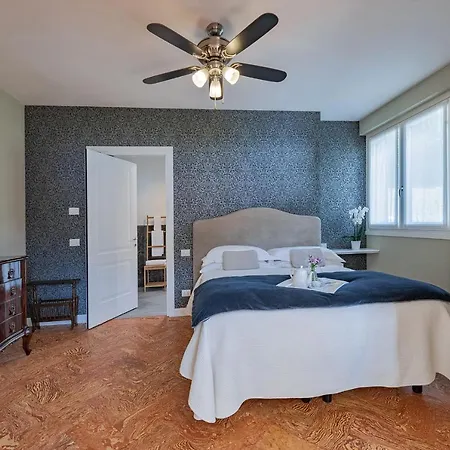 Sleeps 14 With Pool&air Con Villa *