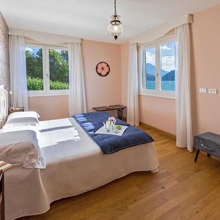 Villa Sleeps 14 With Pool And Air Con *